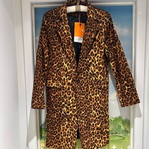 NWT Hippo Storm Leopard Print Trench Coat. Size L